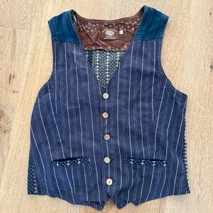 Japanese Indigo Style Striped Men’s Vest with Solid Yoke and Patterned details